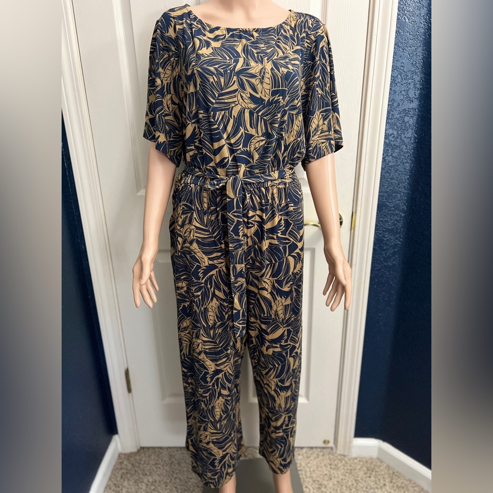 Elegant Navy and brown Leaf Print Jumpsuit with side pockets